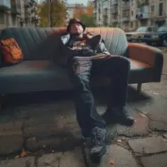 Тихо йшов