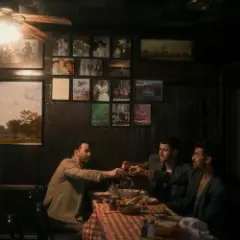 Jonas Brothers — Heat Of The Moment