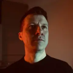 Обложка трека Two Turntables and The Mic