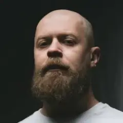 SUROV — Любов