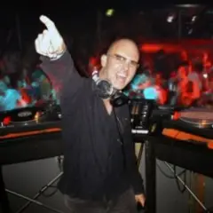 Обложка трека Cartas In La Silence (Bryan Kearney Smash-Up)