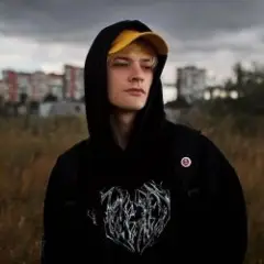 Обложка трека In The Dark