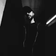 Lørenzø Cøluccia — Sleepless
