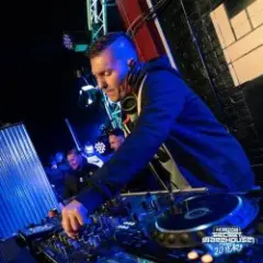 Обложка трека Kick Ya (Original Mix)