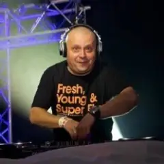 Обложка трека Musique